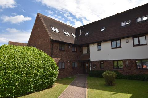 2 bedroom apartment to rent, Abbotsleigh Road, South Woodham Ferrers