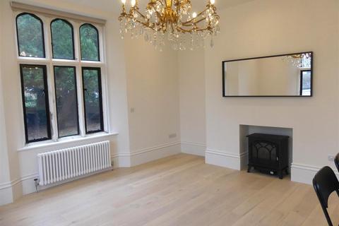 2 bedroom apartment to rent, Wells Road, Ilkley LS29