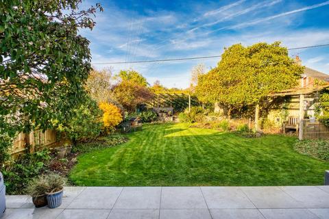 4 bedroom semi-detached house for sale, Modern open plan family home in the heart of Cleeve