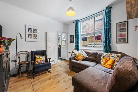 3 bedroom property for sale, Sangley Road, London