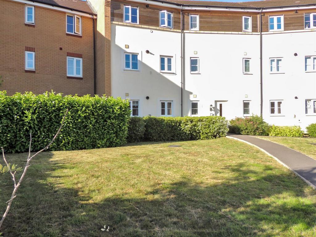 Communal Gardens to Rear