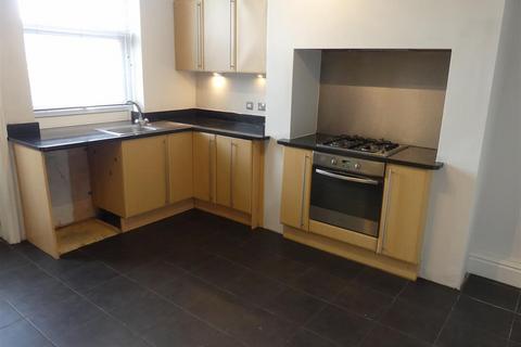 4 bedroom terraced house to rent, East Parade, Ilkley LS29