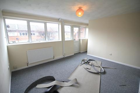 3 bedroom maisonette to rent, Templemere, Norwich NR3