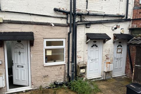 6 bedroom terraced house for sale, Ilkeston Road, Nottingham, NG7