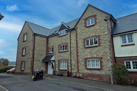 1 bedroom flat to rent, 21 Farwell Crescent, Chickerell, Weymouth