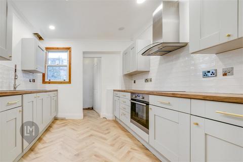 4 bedroom house to rent, Stuart Road, London