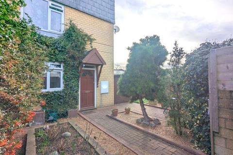 3 bedroom end of terrace house for sale, Southern Avenue, Feltham, TW14