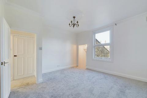 2 bedroom flat for sale, Station Road, Bromley BR2