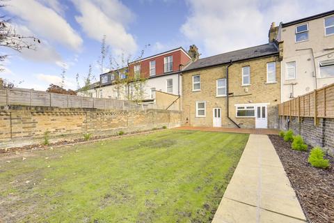 62 Broadfield Road, London, SE6 1NG