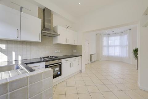 62 Broadfield Road, London, SE6 1NG