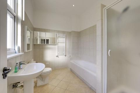 62 Broadfield Road, London, SE6 1NG