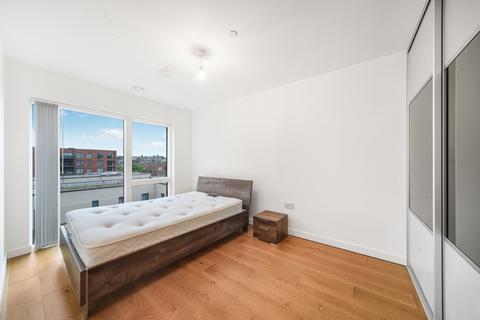 Studio to rent, Pandorea House, Colindale Gardens, London NW9