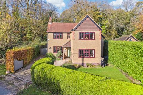 4 bedroom detached house for sale, School Lane, Amersham HP7