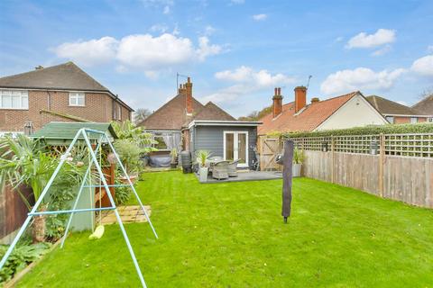 2 bedroom detached bungalow for sale, London Road, Faversham, Kent