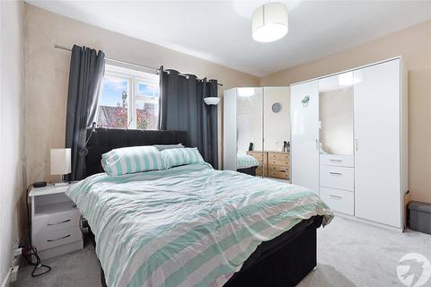 3 bedroom end of terrace house for sale, Heathorn Street, Maidstone, Kent, ME14