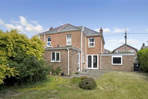 38 Ashurst Road, West Moors, Ferndown, BH22 0LS