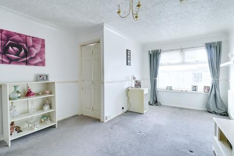 2 bedroom semi-detached bungalow for sale, South Hall Drive, Rainham RM13