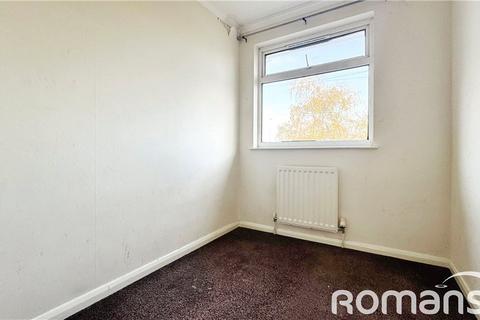 61c Hewens Road, Uxbridge, UB10 0SR