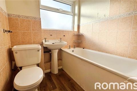 61c Hewens Road, Uxbridge, UB10 0SR
