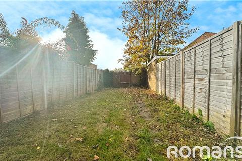 61c Hewens Road, Uxbridge, UB10 0SR
