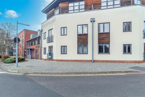 2 bedroom apartment for sale, Basin Road, Worcester