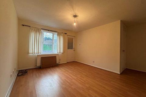 1 bedroom apartment to rent, Whitelands Way, Romford