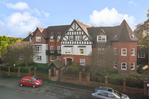 1 bedroom retirement property for sale, Sunningdale,  Berkshire,  SL5