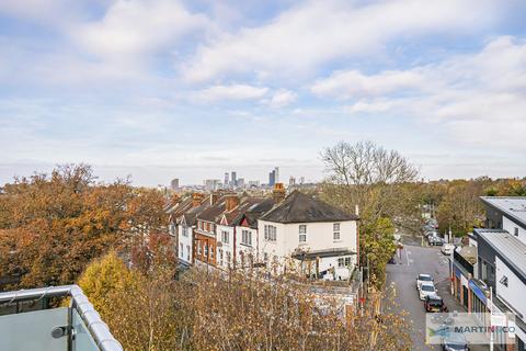 2 bedroom penthouse to rent, Vantage Point, 174 Sanderstead Road