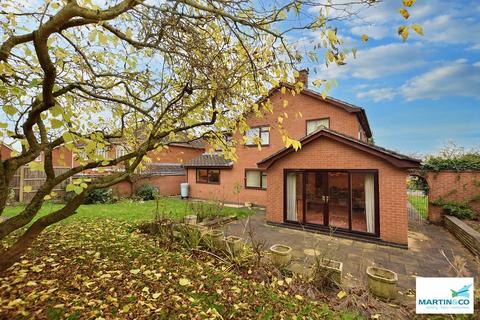 4 bedroom detached house for sale, Salisbury Road, Burbage, Hinckley