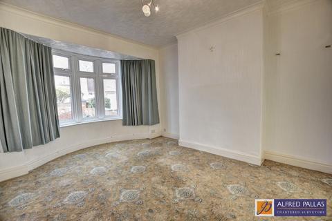 3 bedroom semi-detached house for sale, Mayswood Road, Fulwell