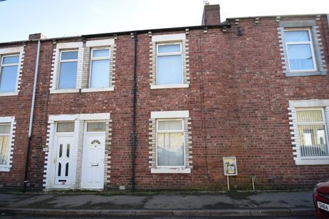 3 bedroom terraced house to rent, Mitchell Street, South Moor