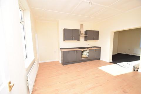 3 bedroom terraced house to rent, Mitchell Street, South Moor