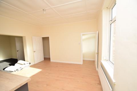 3 bedroom terraced house to rent, Mitchell Street, South Moor