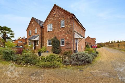 3 bedroom detached house for sale, Dereham Road, Costessey, Norwich