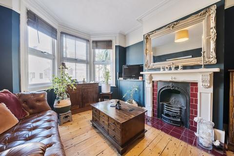 2 bedroom terraced house for sale, Gaitskell Road, London SE9