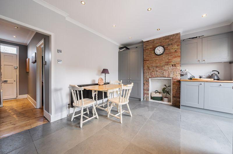 Kitchen Diner angle