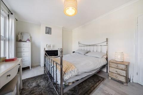 2 bedroom terraced house for sale, Gaitskell Road, London SE9