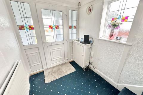 3 bedroom semi-detached house for sale, Chester Road, Whitby