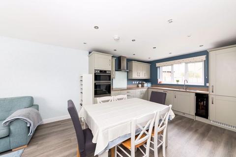 4 bedroom detached house for sale, 45 Yarrow Road, Bodicote