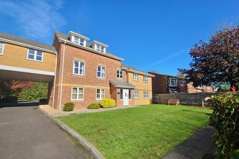 2 bedroom apartment for sale, Solent Court, Bells Lane, Stubbington, PO14