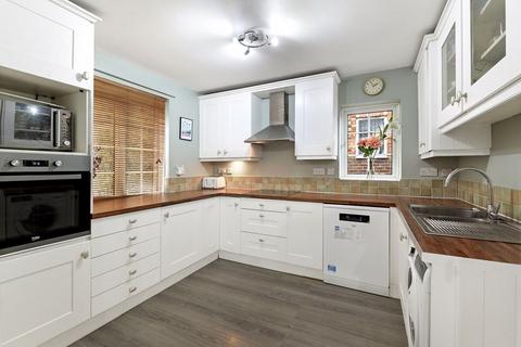 4 bedroom semi-detached house for sale, Spelmonden Road, Horsmonden TN12