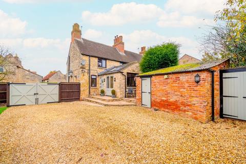 2 bedroom character property for sale, Newton Way, Woolsthorpe By Colsterworth NG33