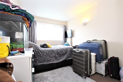 2 bedroom flat to rent, Newport Mews, Worthing, West Sussex, BN11