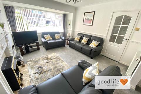 10 Midhurst Close, Sunderland, SR3 2QD
