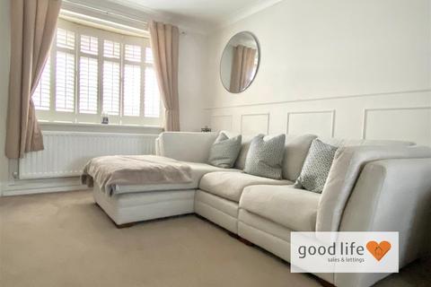 16 Deaconsfield Close, Sunderland, SR3 2SG