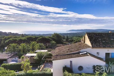 3 bedroom flat, Saint-Tropez, 83990, France