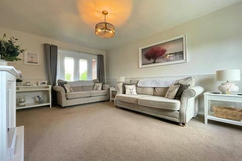 2 bedroom apartment to rent, Padworth Walk, Manchester, M23 9AT