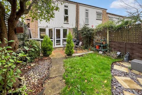 4 Viney Bank, Croydon, CR0 9JS