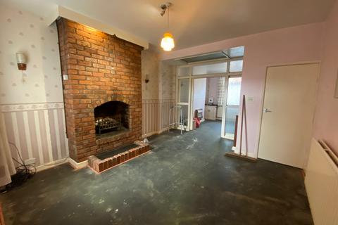 3 bedroom end of terrace house for sale, 2a Glover Street, Crewe