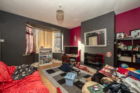 2 bedroom terraced house for sale, Coniston Road, Barnsley S71